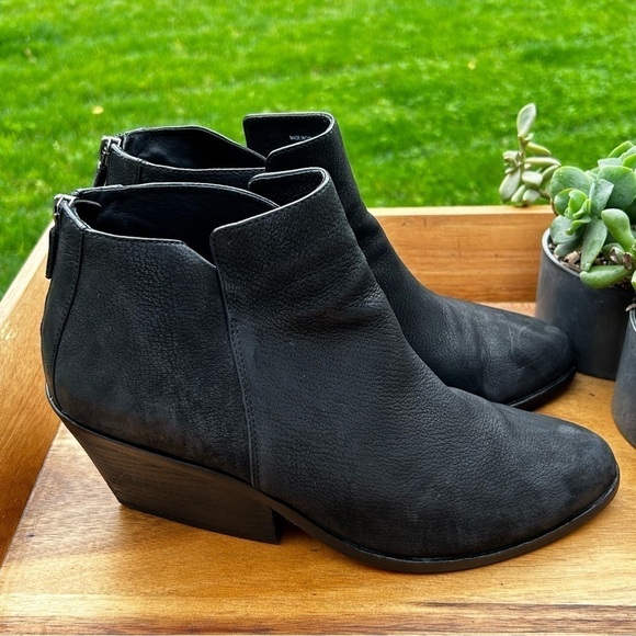 EILEEN FISCHER  “PEER” Suede Booties Heeled Ankle Boots Black | Size 9.5 - Picture 5 of 11
